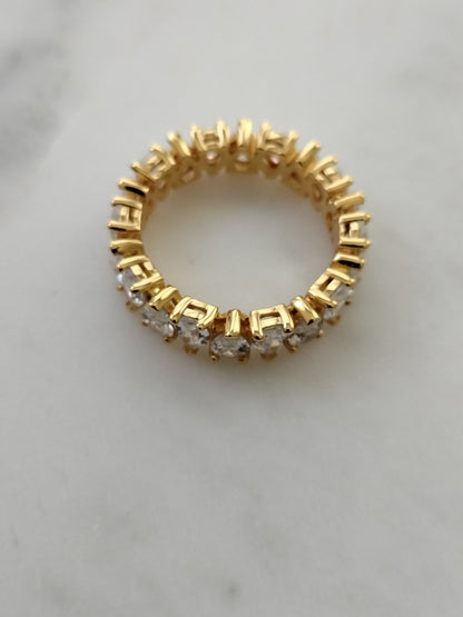 925 Sterling Silver 18 karat gold plated tear drop crystal ring in size 7.