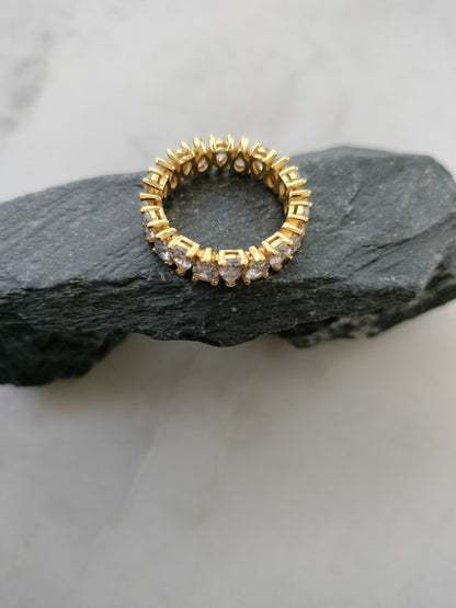 925 Sterling Silver 18K gold triple gold plated tear drop crystal ring in size 8.