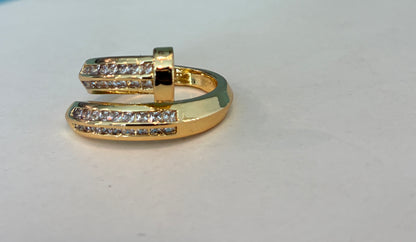 L’Clou ring