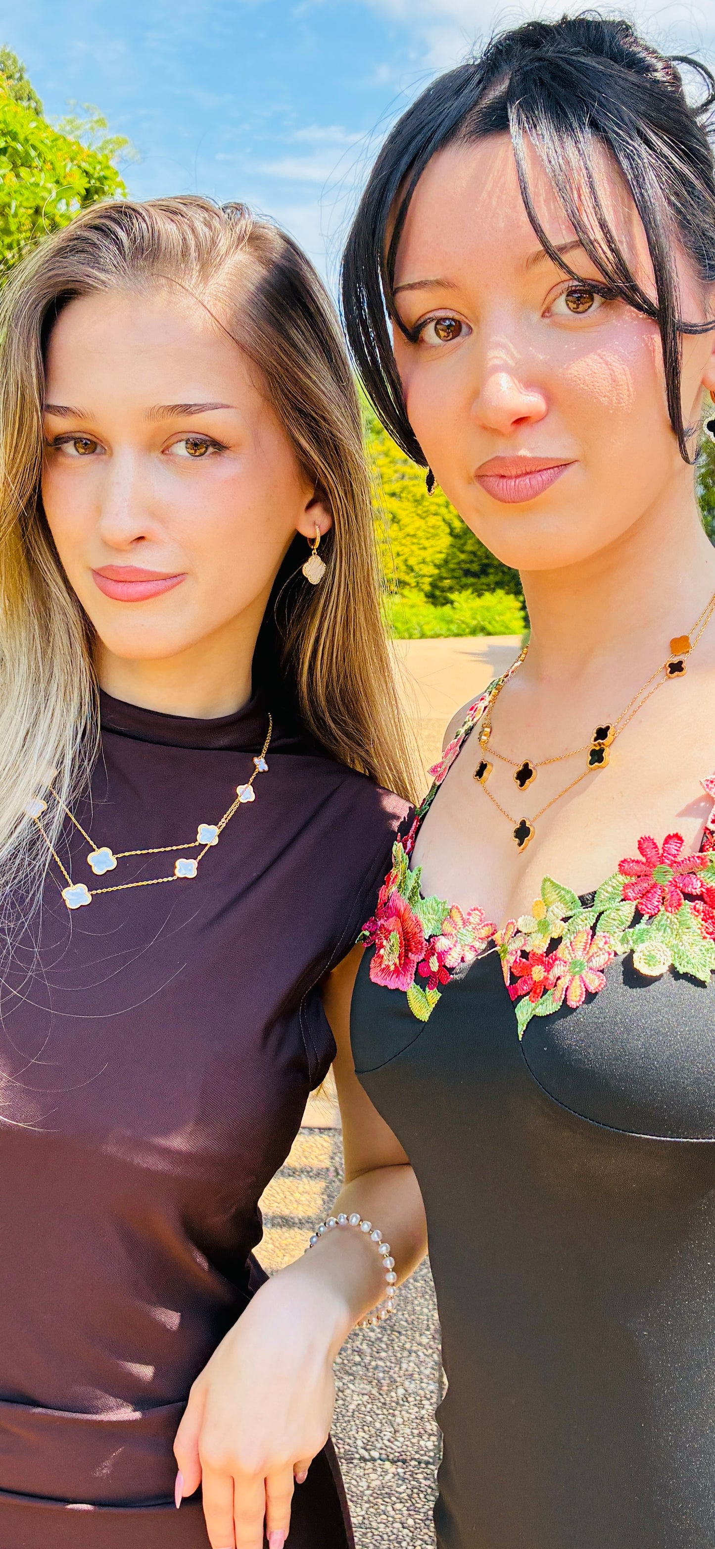 18K Gold PVD plated stainless steel white flower necklace