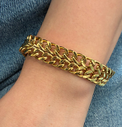 Double curb linked bracelet